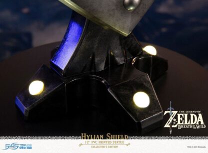 The Legend of Zelda Breath of the Wild PVC Statue Hylian Shield Collector's Edition 29 cm – Bild 8