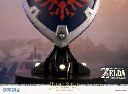 The Legend of Zelda Breath of the Wild PVC Statue Hylian Shield Collector's Edition 29 cm – Bild 11