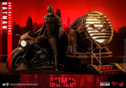 The Batman Movie Masterpiece Actionfigur 1/6 Batman with Bat-Signal 31 cm – Bild 4