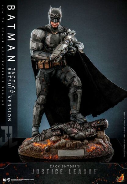 Zack Snyder`s Justice League Actionfigur 1/6 Batman (Tactical Batsuit Version) 33 cm – Bild 3