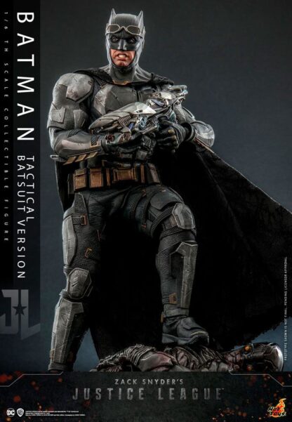 Zack Snyder`s Justice League Actionfigur 1/6 Batman (Tactical Batsuit Version) 33 cm – Bild 6