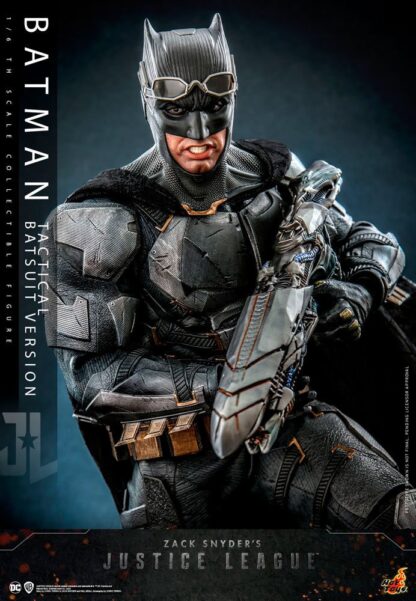 Zack Snyder`s Justice League Actionfigur 1/6 Batman (Tactical Batsuit Version) 33 cm – Bild 8