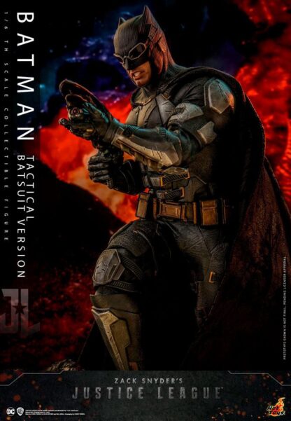 Zack Snyder`s Justice League Actionfigur 1/6 Batman (Tactical Batsuit Version) 33 cm – Bild 12