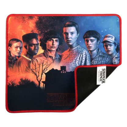 Stranger Things Mousepad Best Friends 27 x 32 cm – Bild 2