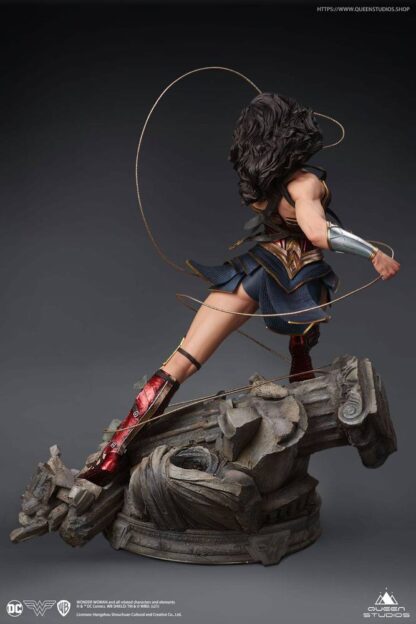 Wonder Woman Comic Statue 1/4 Wonder Woman Early Bird Version 47 cm – Bild 11