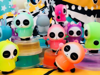 Original Character Minifiguren A Panda that makes dreams come true Panda Moon 6 cm Sortiment (8) – Bild 3