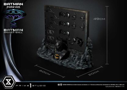 Batman Forever Museum Masterline Series Diorama 1/3 Batman Gadget Wall 49 cm – Bild 3