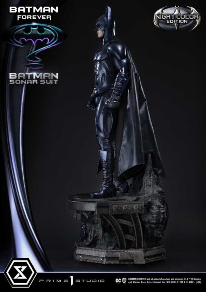 Batman Forever Museum Masterline Series Statue 1/3 Batman Sonar Suit Night Color Edition 95 cm – Bild 6