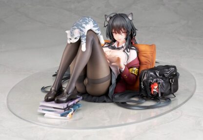 Azur Lane PVC Statue 1/7 Taiho Sweet Time After School Ver. 32 cm – Bild 3