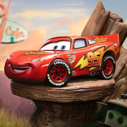 Cars Deluxe Art Scale Statue 1/10 Lightning Mcqueen & Hook 31 cm – Bild 12