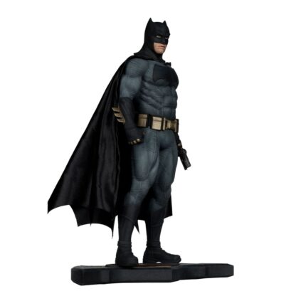 Batman v Superman: Dawn of Justice Statue 1/6 Batman 32 cm – Bild 2