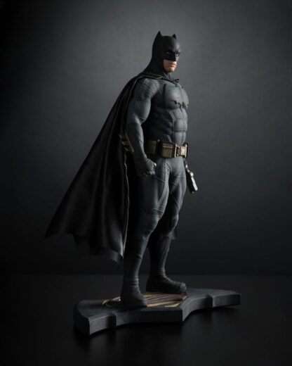 Batman v Superman: Dawn of Justice Statue 1/6 Batman 32 cm – Bild 4