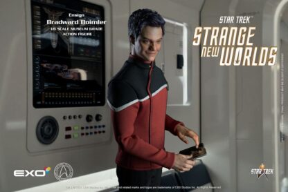 Star Trek: Strange New Worlds Actionfigur 1/6 Ensign Boimler 30 cm – Bild 5